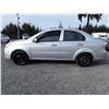 Image 8 : A12D --  2010 CHEVROLET AVEO LS , Silver , 176777  KM's  "NO RESERVE"