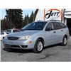 Image 1 : A10 --  2005 FORD FOCUS ZXW  , Silver , 330864  KM's  "NO RESERVE"