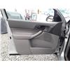 Image 26 : A10 --  2005 FORD FOCUS ZXW  , Silver , 330864  KM's  "NO RESERVE"