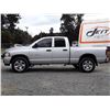 Image 8 : G2 --  2005 DODGE RAM 1500 ST CREW CAB 4X4 , Silver , 166569 MILES