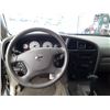 Image 21 : A12B --  2002 NISSAN PATHFINDER LE , Brown , 361607  KM's "NO RESERVE"