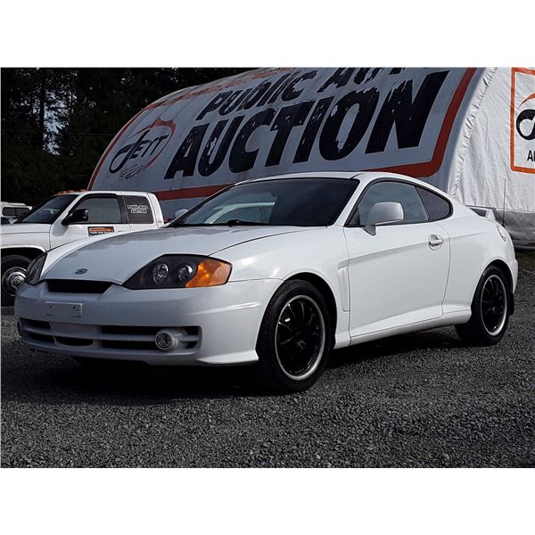 B2 --  2003 HYUNDAI TIBURON SE, WHITE, 218,471 KM'S
