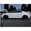 Image 8 : B2 --  2003 HYUNDAI TIBURON SE, WHITE, 218,471 KM'S