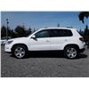 Image 8 : H6C --  2011 VW TIGUAN S , White , 210554  KM's