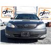 Image 2 : H5 --  2002 TOYOTA CAMRY LE  , Grey , 234930  KM's
