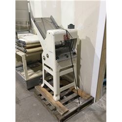 Oliver Gravity Feed Bread Slicer - Model: 797 GÂ 