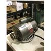 Image 2 : BaldorÂ Industrial Motor - L1304MÂ 