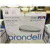 Image 1 : Brondell Swash Non-Electric Bidet Toilet SeatÂ 