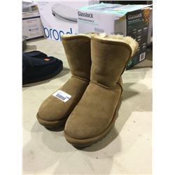 Chestnut Boots Size 8