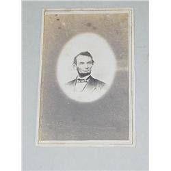 CDV PHOTOGRAPH OF ABRAHAM LINCOLN DEPICTING THE BRADY POSE P