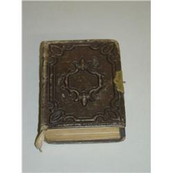 VICTORIAN PHOTOGRAPH ALBUM W/ 5 TIN TYPE & 14 CDV PORTRAIT P