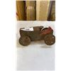 Image 8 : 3 METAL KIDS CONSTRUCTION TOYS - GRADER, TRUCK AND TRACTOR