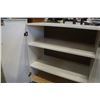 Image 3 : WHITE CUPBOARD