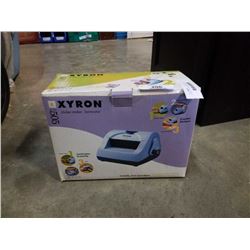 XYRON STICKER MAKER LAMINATOR