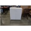 Image 1 : WHITE CUPBOARD