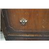Image 5 : ANTIQUE 4 DRAWER DRESSER WITH GALLERY