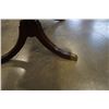 Image 3 : VINTAGE MAHOGANY DINING TABLE