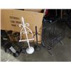 Image 3 : Decorative metal log holder, 2 toilet paper stands and candle stands