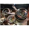 Image 5 : LOT OF STAINLESS POTS AND PANS