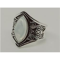 Sterling Silver .925 Ring white stone 7.8g size