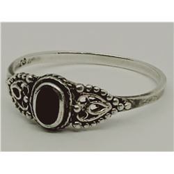Sterling Silver .925 Ring black stone 1.9g size