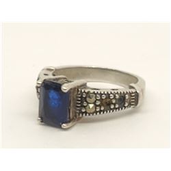 Sterling Silver .925 Ring blue stone 3.2g size