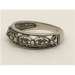 Sterling Silver .925 Ring 2.3g size