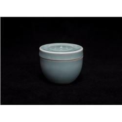 A Porcelain Small Jar