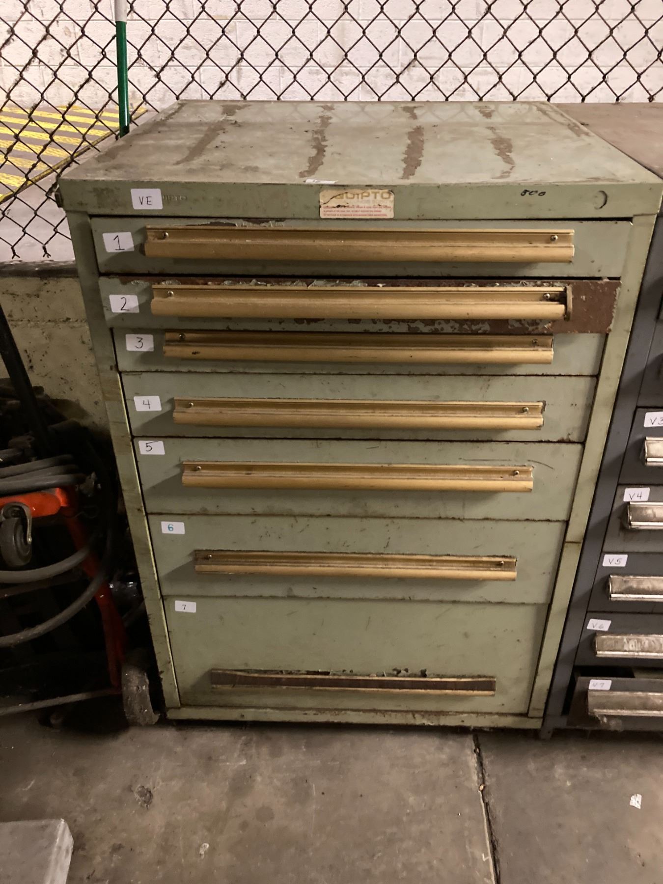Equipto 7 Drawer Tool Cabinet