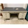 Image 2 : Heavy Duty Work Desk