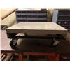 Image 2 : 22" x 20" Rolling Cart