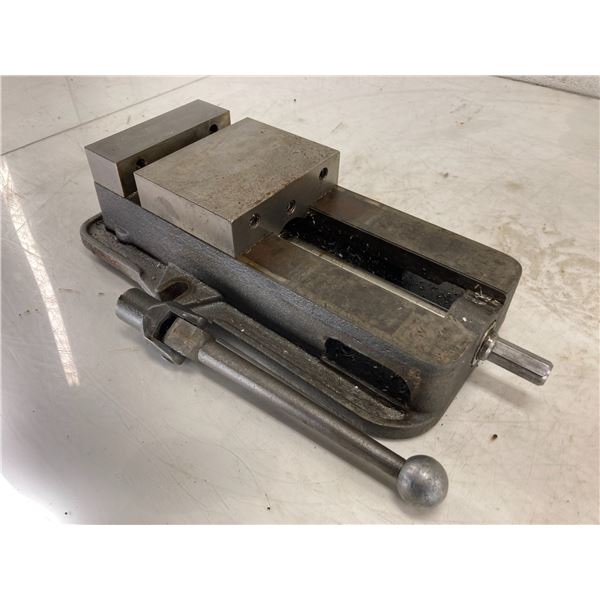 6" Kurt D675 Precision Machine Vise - BTM Industrial