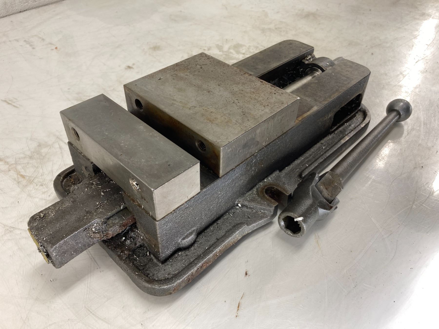 6" Kurt D675 Precision Machine Vise - BTM Industrial