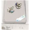 Image 1 : GLACIER PEARLE MAPLE LEAF EARRING SET BY STOORS