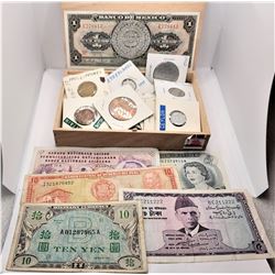 1)  WOODEN CIGARELLO BOX CONTAINING