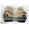 Image 1 : LOT OF 3 PANTS. ASSORTED SIZES AND STYLES