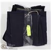 Image 1 : LOT OF 3 PANTS. ASSORTED SIZES AND STYLES