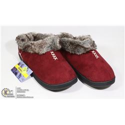 SIZE US 11 WOMENS SLIPPERS