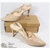 Image 1 : NEW PAIR OF NUDE HEELS BEIGE SIZE EU 42