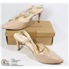 Image 1 : NEW PAIR OF NUDE HEELS BEIGE SIZE EU 42