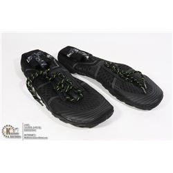 PAIR OF NEW SPORTS SHOES BLACK AND GREEN SIZE EU42