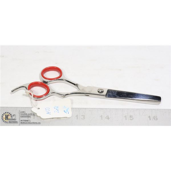NEW PROFESSIONAL SCISSORS
