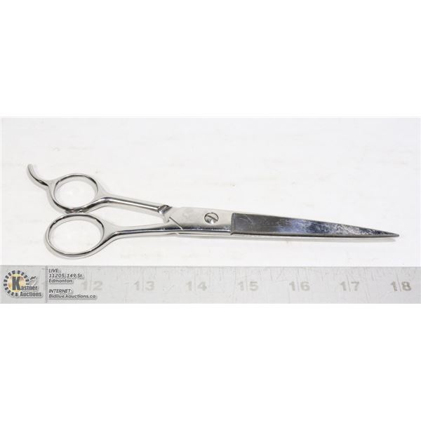 NEW PROFESSIONAL SCISSORS