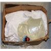 Image 1 : BOX WITH TWO LIQUID SOAP BAGS