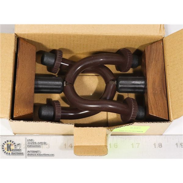 2 PACK GUITAR HANGERS