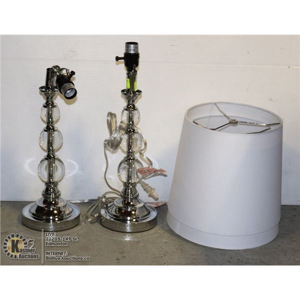 2 WHITE TABLE LAMPS