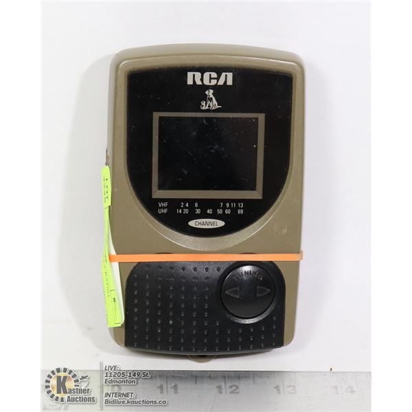 VINTAGE RCA POCKET RADIO