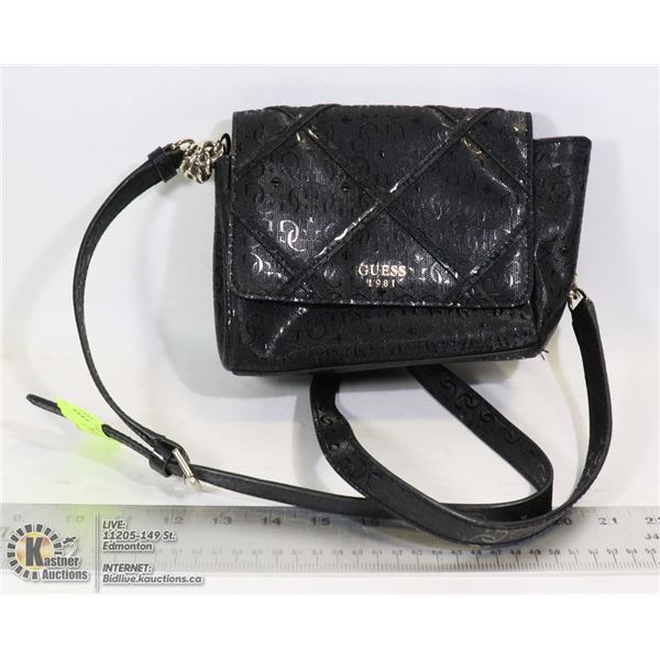 BLACK GUESS 1981 PURSE WITH ADJUSTABLE
