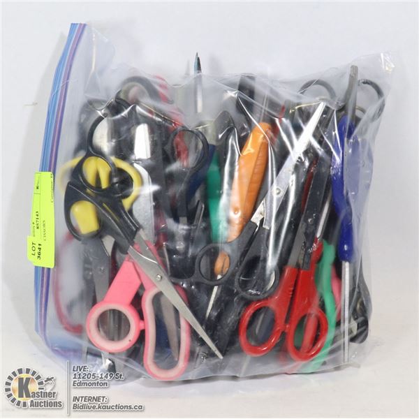 BAG OF SCISSORS