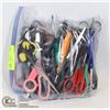 Image 1 : BAG OF SCISSORS